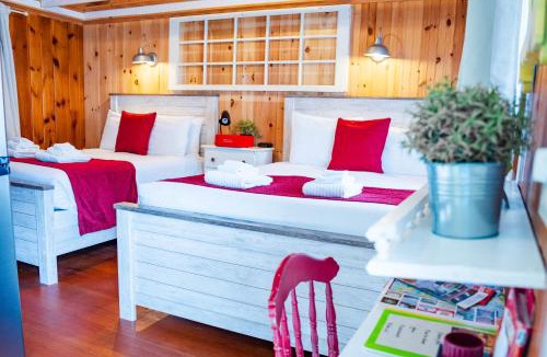 Wolfeboro Apartment | Cottage 3 - Pet Friendly - 1 Bedroom/1 Bath