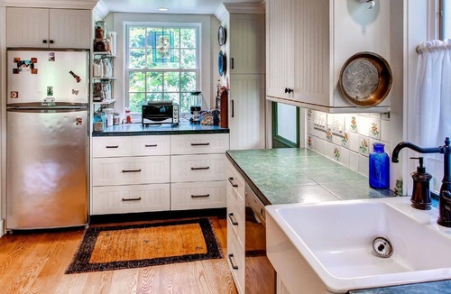 Hartland Four Corners House | Country Home next to Blow-Me-Down Covered Bridge in the Old Cornish Art Colony!