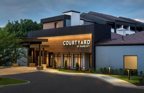 Norwalk Hotel | Courtyard by Marriott Norwalk