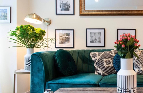 Upper East Side Apartment | Cozy 1-bedroom apartment in awesome New York with AC Upper East Side
