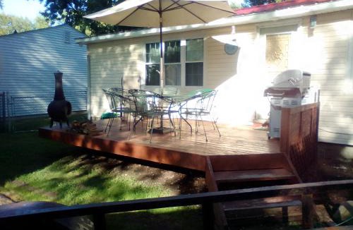 Lake Breeze Park House | Cozy 2 Bedroom Home