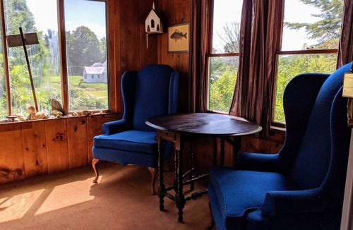 West Townshend House | Cozy 3BR Vermont Artistic Retreat w/Trails