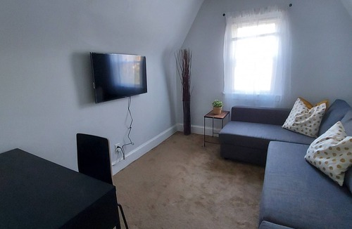 Ewing Apartment | Cozy and Clean 1-Bdr Apt in a Quiet Neighborhood