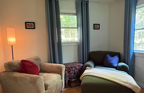 Williamsburg Cabin | Cozy cabin in a peaceful location