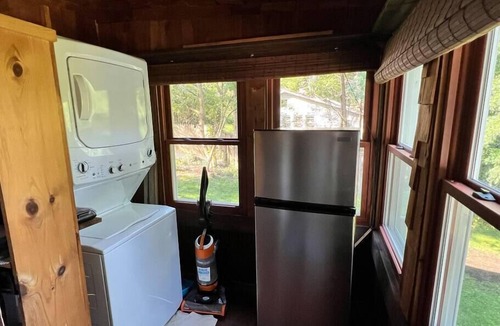Monroe House | Cozy Cabin with Sauna & Firepit!