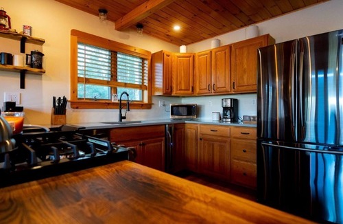 Cavendish Ski Chalet | Cozy Family Chalet with Mountain Views – 15 Mins to Okemo & Ludlow