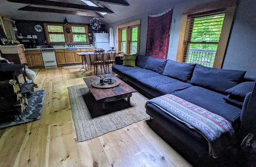 Smallwood Cabin | Cozy Hamlet Retreat at Le Chalet in the Catskills, NY