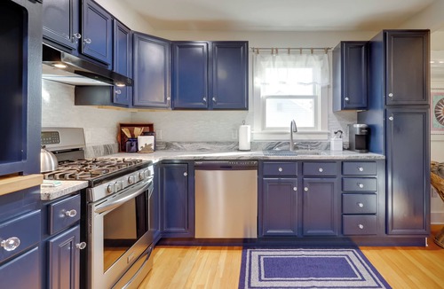 Wakefield-Peacedale House | Cozy Historic Wakefield Home Close to Beaches