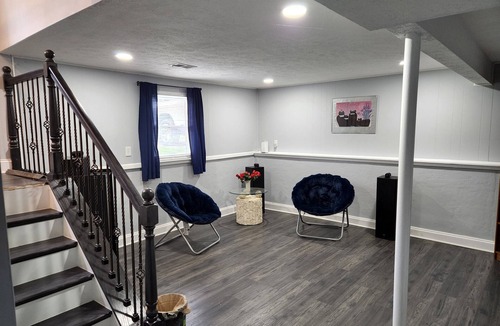 Clinton House | Cozy house located 20 minutes from National Harbor, MGM, Old Town Alex.Va