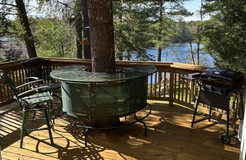 Northwood Cabin | Cozy Lakeside Cabin, All-Season, in Northwood, NH- 2 Bdr, great views