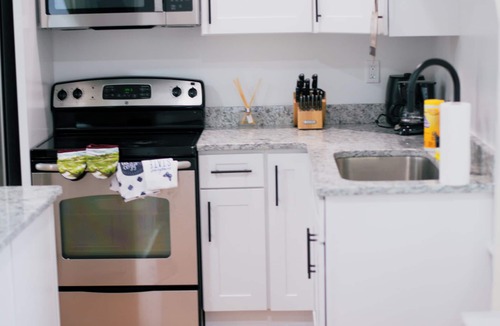 Kannapolis House | Cozy Nest Cottage in downtown Kannapolis
