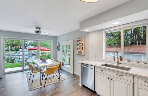 Southold House | Cozy North Fork Home with Direct Water Access, Private Dock, Close to Wineries