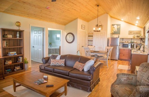 Hiwassee Cabin | Cozy, Romantic, River & Trail Access, Great Views