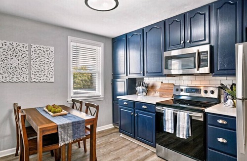 South Side Flats Condo | Cozy Southside Pitt home w/Pool Table +Yard