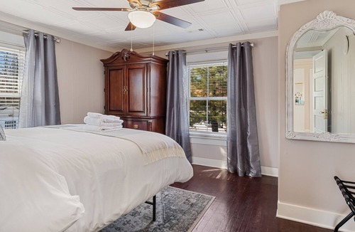 Ashland House | Cozy stay in the heart of Ashland