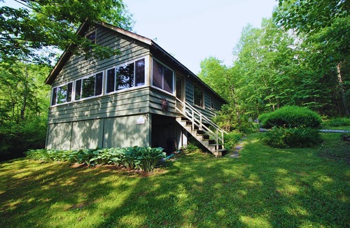 Stockbridge House | Cozy, welcoming Berkshires cottage – perfect home base & place to unplug!