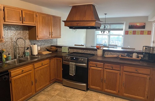 Quaker Street Apartment | Crisp .clean beautiful recently renovated apartment ! Long TERM RENTAL option