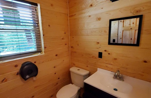Gaines Cabin | Crooked Creek Cabin 5 - Cabin Five: Cozy hideaway, Pine Creek access, perfect for outdoor enthusiasts exploring the PA Wilds.