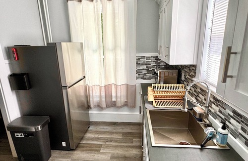 Augusta Apartment | Crosby Street Suite - Freshly Renovated 3 Bedroom near Downtown Augusta