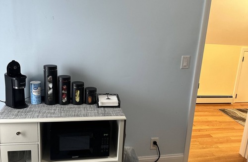 Rimmon Heights Apartment | Cute Mini Apt - SNHU Arena