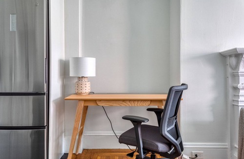 Back Bay West Apartment | Dapper Back Bay 1BR, Steps from Newbury St. and Esplanade by Blueground