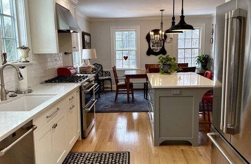 Hanover House | Dartmouth Parent's Weekend/Homecoming/Graduation Home