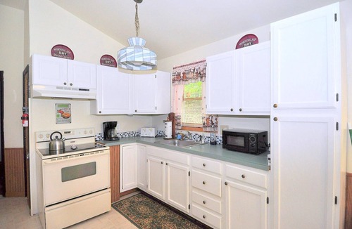 Great Cacapon House | Davis Delight - Wonderful Country Home