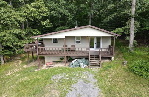 Great Cacapon House | Davis Delight - Wonderful Country Home