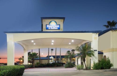Winnie Hotel | Days Inn & Suites by Wyndham Winnie
