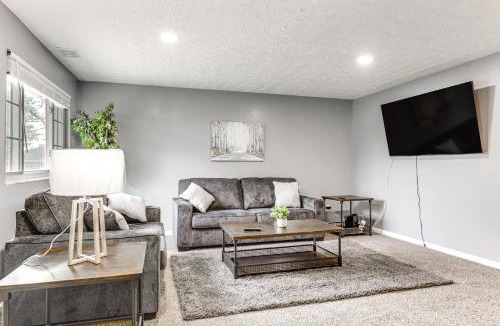 Dayton House | Dayton Home 4 Mi to Downtown, Pets Welcome!
