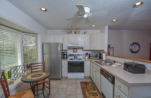 McHenry House | Deep Creek Village #20