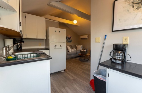Alton Bay Cabin | Delightful Lake View Cabin in Alton Bay Now featuring Lake Access, AC/TV/WiFi