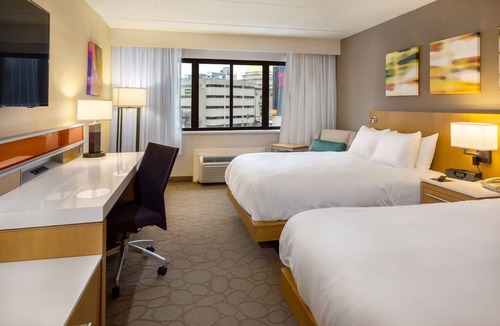 Utica Hotel | Delta Hotels by Marriott Utica