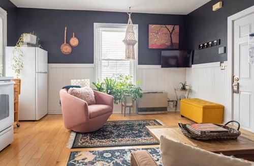 Winooski Apartment | Deluxe Cute Apt | 1min Walk Restaurants + Shops