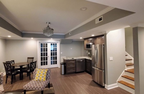 North Raleigh House | Deluxe! New Basement Loft, Ready for Families with Private Office Space for Work