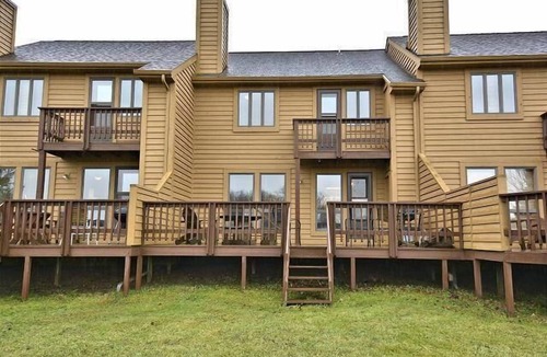 Davis Condo | DF79- Pet friendly! Awesome amenities! Pool!