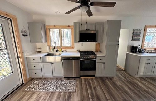 Fancher Cottage | Direct Lakefront Cottage, Modern 2-bedrm Cottage in Point Breeze with WiFi & AC