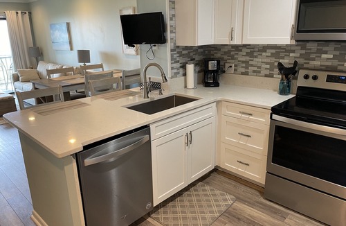 Atlantic Beach Condo | Direct Oceanfront w/2 Balconies, Pools & Sound Access w/fishing and boat slips