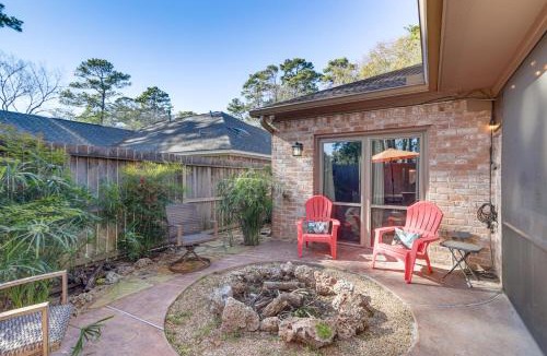 Cypress House | Dog-Friendly Cypress Vacation Rental with Lanai!