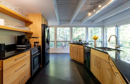 Grantham House | Dog-Friendly, Eastman Community Resort