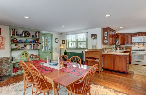 Mount Holly House | Dog-friendly house with picturesque mountain view & near skiing - close to Okemo