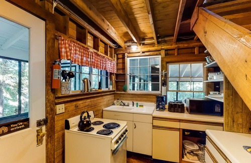 Charlotte Cottage | Dog-Friendly Lakefront cabin w/Free WiFi, Patio, Deck, Dock, & Water Views