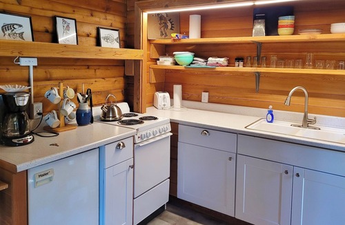 Mazama Apartment | Dog Friendly-Lost River Studio Cabin #4