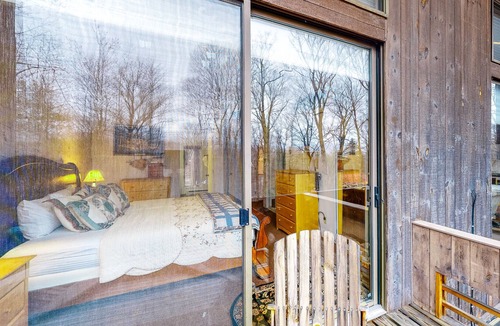 Forest Farms House | Dog-Friendly Two-Story House w/Free WiFi, Wood Fireplace, Gas Grill, Jetted Tub