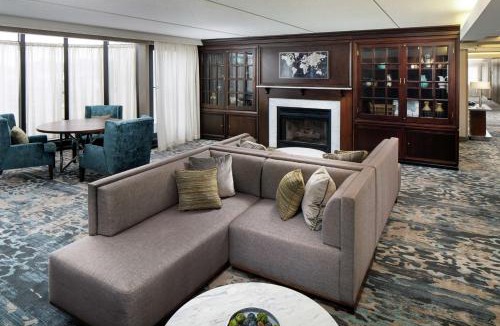 Nashua Hotel | DoubleTree by Hilton Nashua