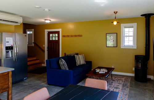 Old North End House | Dwntwn w/Prvt Rooftop, Soaking Tub, EV Charger
