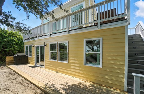 East Ocean View House | Eagles Nest 5 Star Beachfront Property