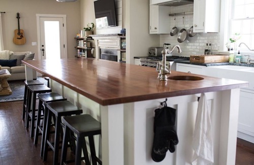 Morrisville House | Elegant Stowe Farmhouse with Outstanding Location and Amenities