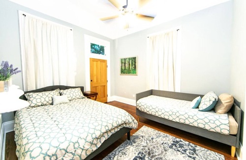 South 7th Ward Bed & Breakfast | Elysian Historic Cottage Historic Getaways