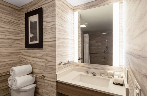 Hunt Valley Hotel | Embassy Suites by Hilton Baltimore Hunt Valley